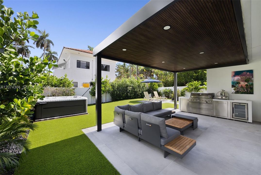 For Sale: $1,175,000 (3 beds, 2 baths, 0 Square Feet)