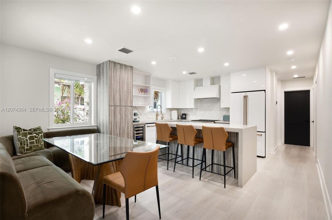 For Sale: $1,175,000 (3 beds, 2 baths, 0 Square Feet)