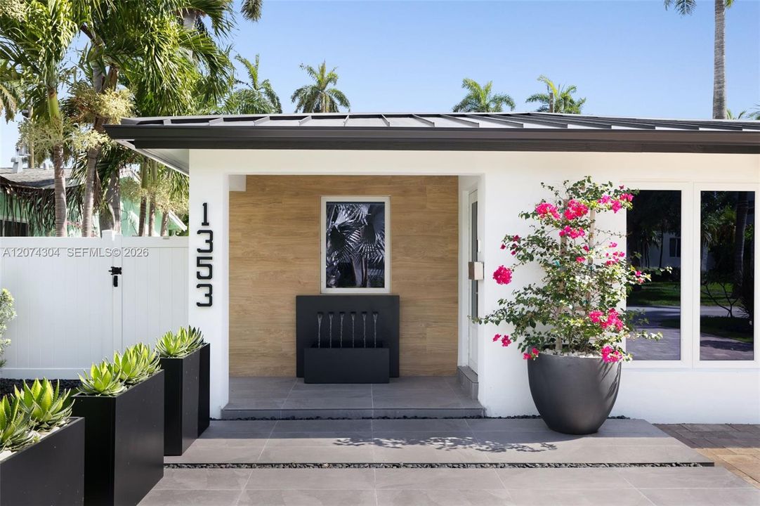 For Sale: $1,175,000 (3 beds, 2 baths, 0 Square Feet)