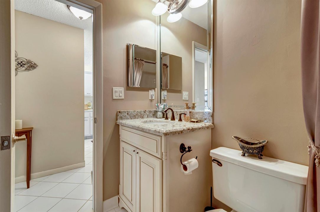 2ndBathroom2