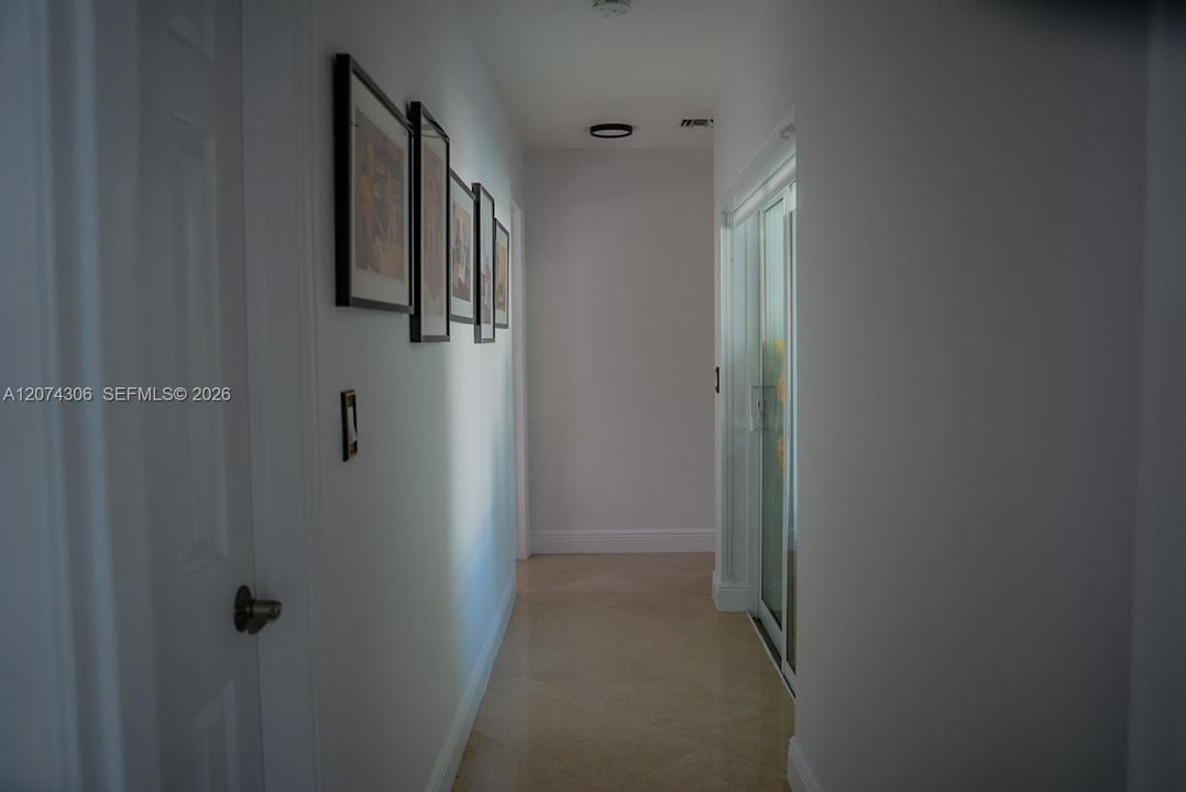 For Sale: $1,399,900 (3 beds, 3 baths, 1568 Square Feet)