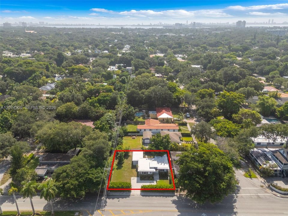 For Sale: $820,000 (2 beds, 2 baths, 1493 Square Feet)