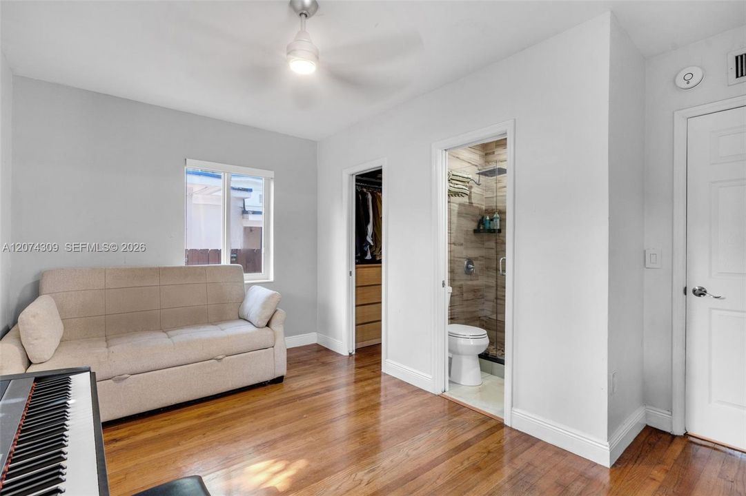 For Sale: $820,000 (2 beds, 2 baths, 1493 Square Feet)