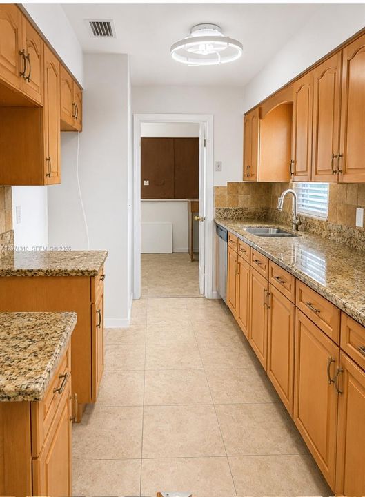 For Rent: $4,000 (3 beds, 2 baths, 1430 Square Feet)