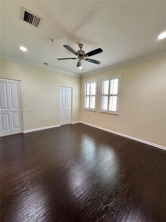 For Rent: $2,999 (2 beds, 2 baths, 1628 Square Feet)