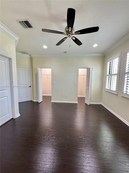 For Rent: $2,999 (2 beds, 2 baths, 1628 Square Feet)