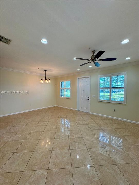 For Rent: $2,999 (2 beds, 2 baths, 1628 Square Feet)