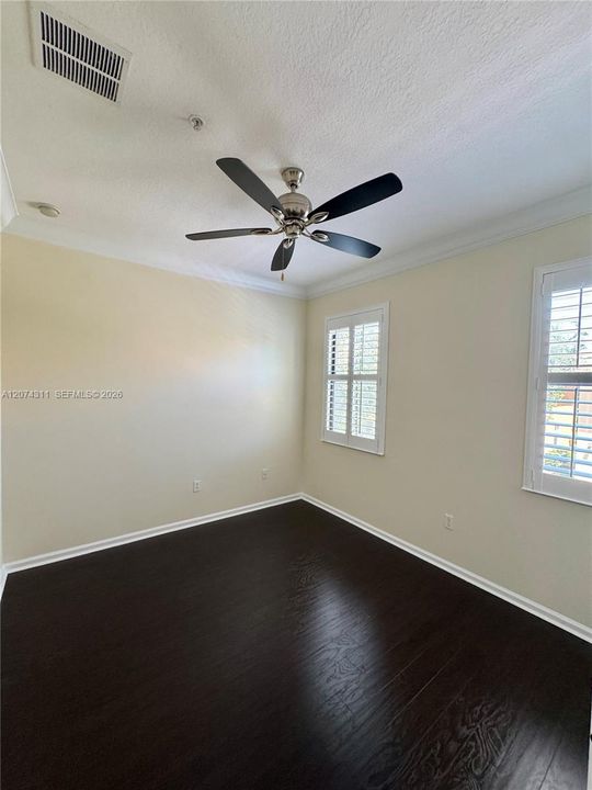 For Rent: $2,999 (2 beds, 2 baths, 1628 Square Feet)