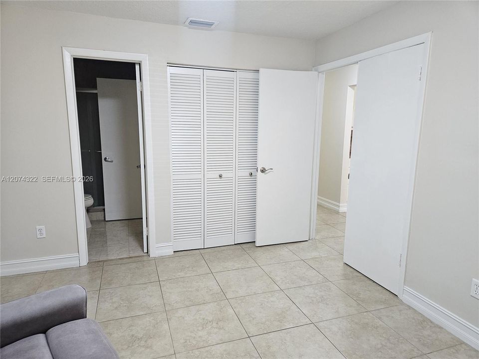 For Sale: $498,000 (3 beds, 2 baths, 1097 Square Feet)