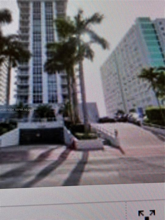 For Sale: $340,500 (1 beds, 1 baths, 930 Square Feet)