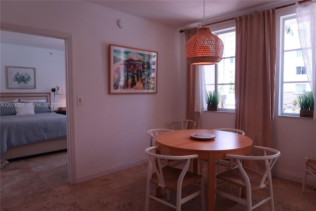 В аренду: $6,250 (2 спален, 2 ванн, 1155 Квадратных фут)