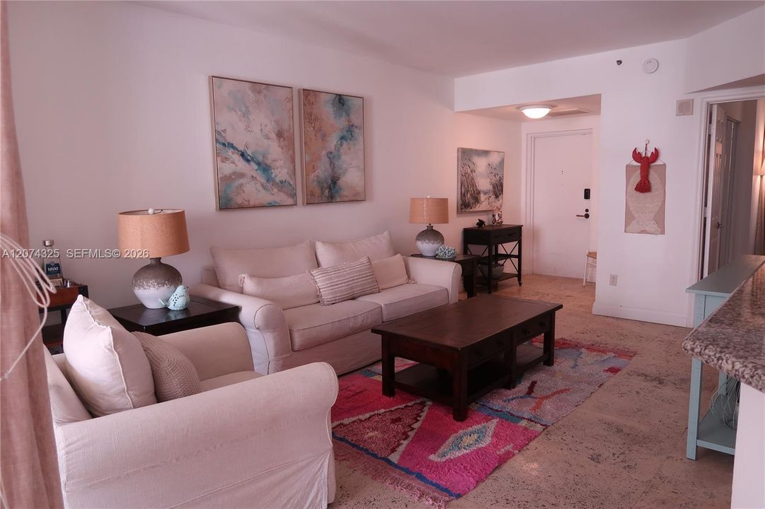 В аренду: $6,250 (2 спален, 2 ванн, 1155 Квадратных фут)