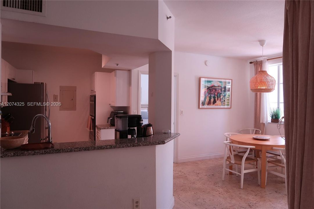 В аренду: $6,250 (2 спален, 2 ванн, 1155 Квадратных фут)