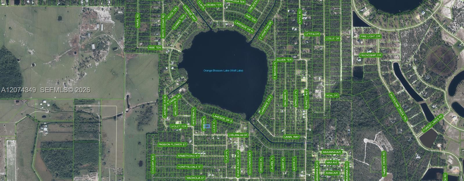 На продажу: $12,900 (0.23 acres)