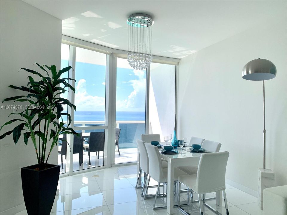 For Rent: $8,500 (2 beds, 2 baths, 1722 Square Feet)