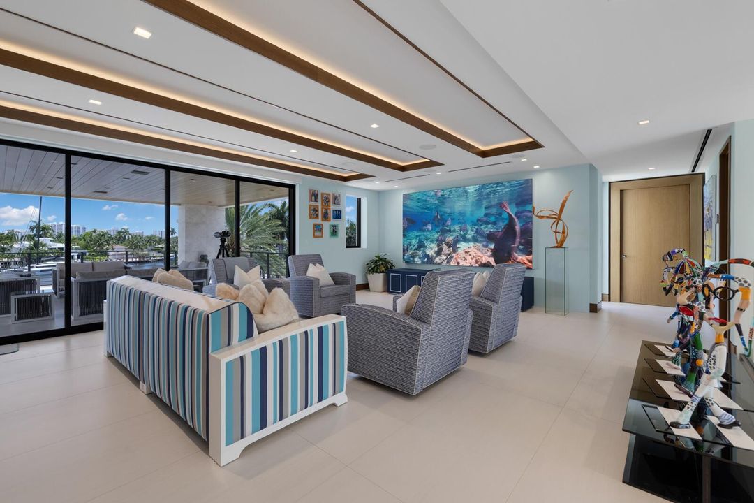 Club Room