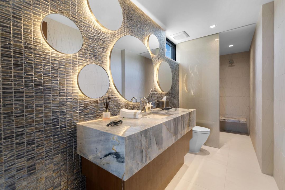 3rd Floor Bath