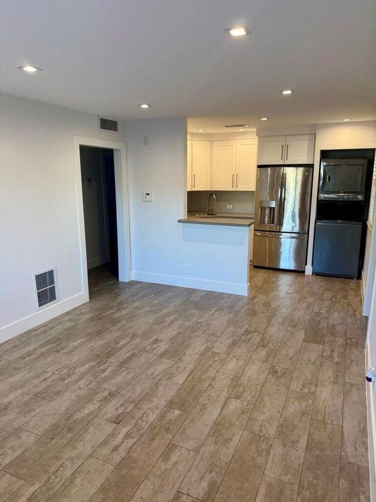 3805Olive1LAkitchen