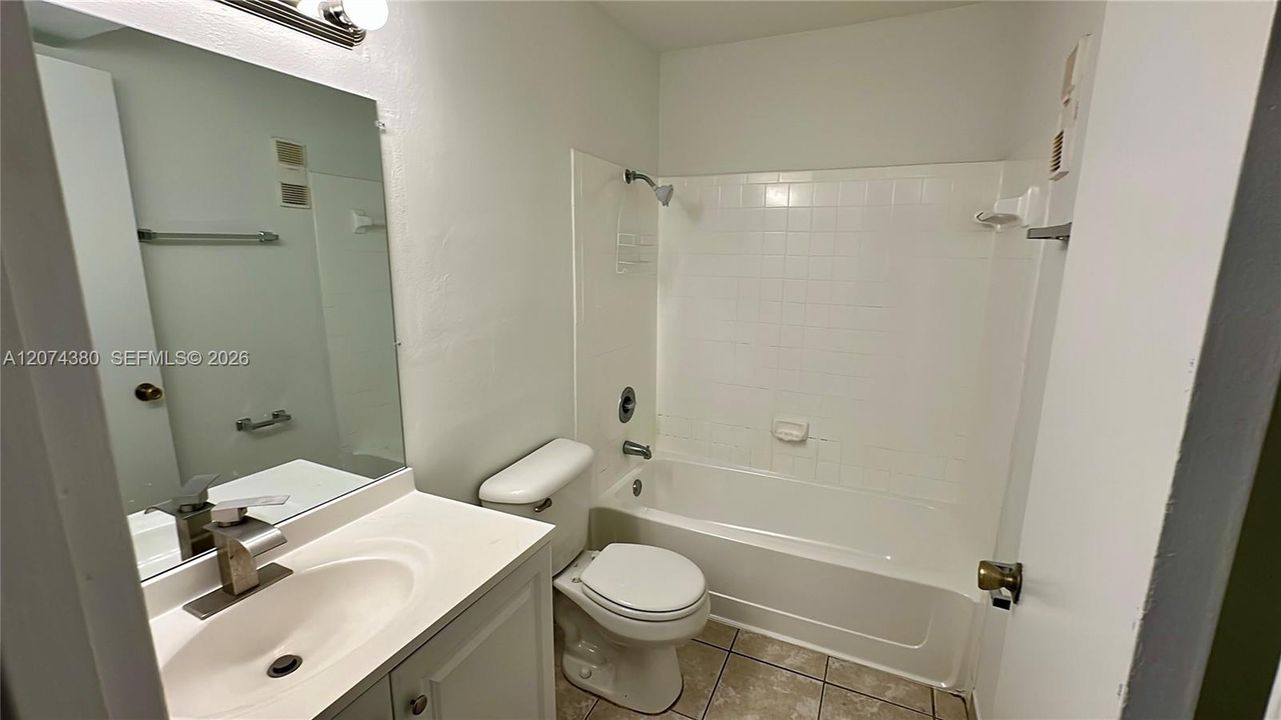 For Rent: $1,750 (1 beds, 1 baths, 595 Square Feet)