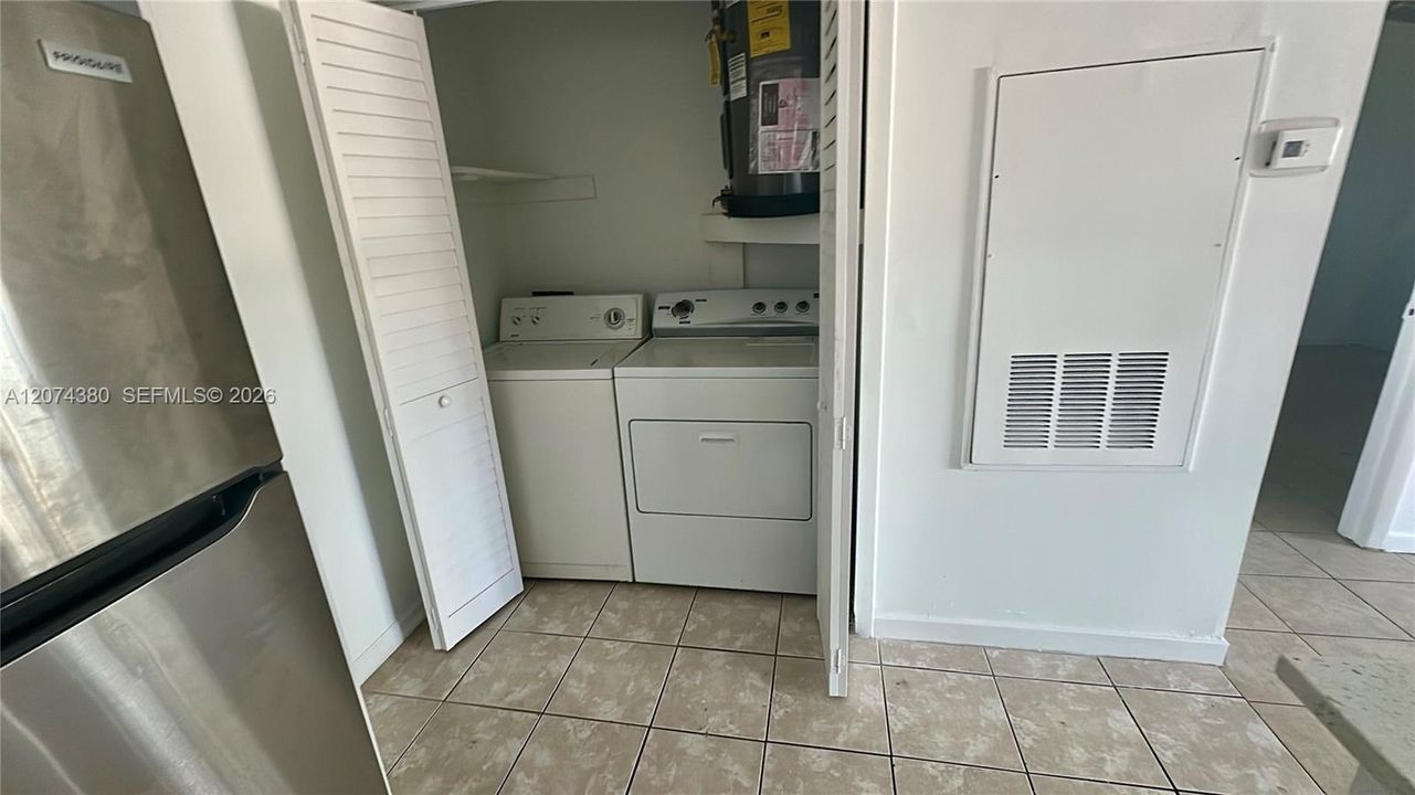 For Rent: $1,750 (1 beds, 1 baths, 595 Square Feet)