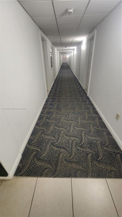 For Rent: $2,350 (1 beds, 1 baths, 762 Square Feet)