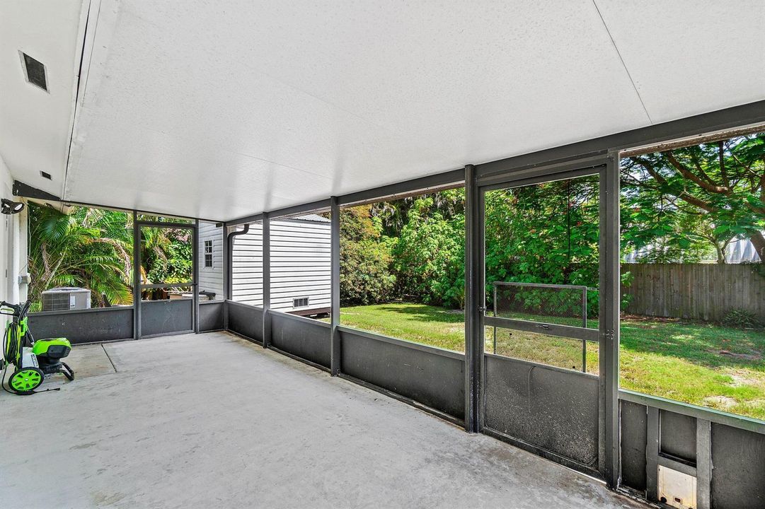 027-7442CanalDrive-FL-33467-SMALL