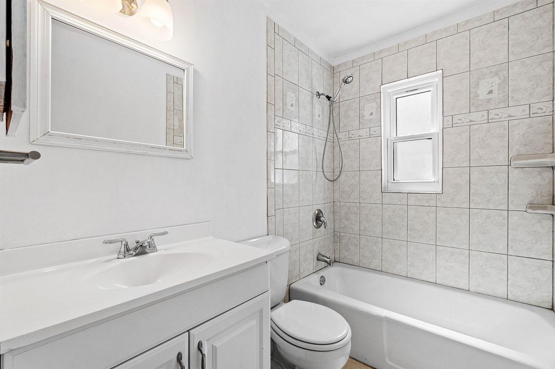 022-7442CanalDrive-FL-33467-SMALL