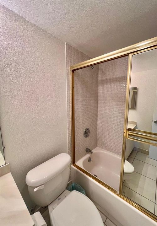 bathroom4