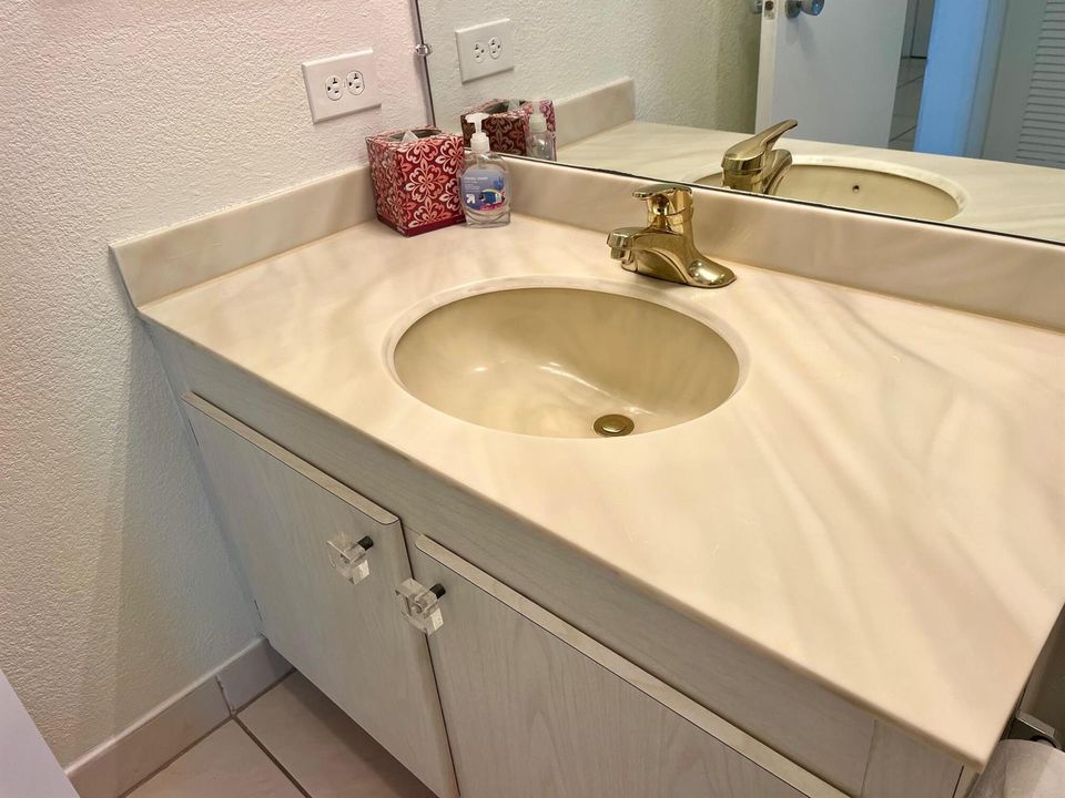 bathroom sink 3