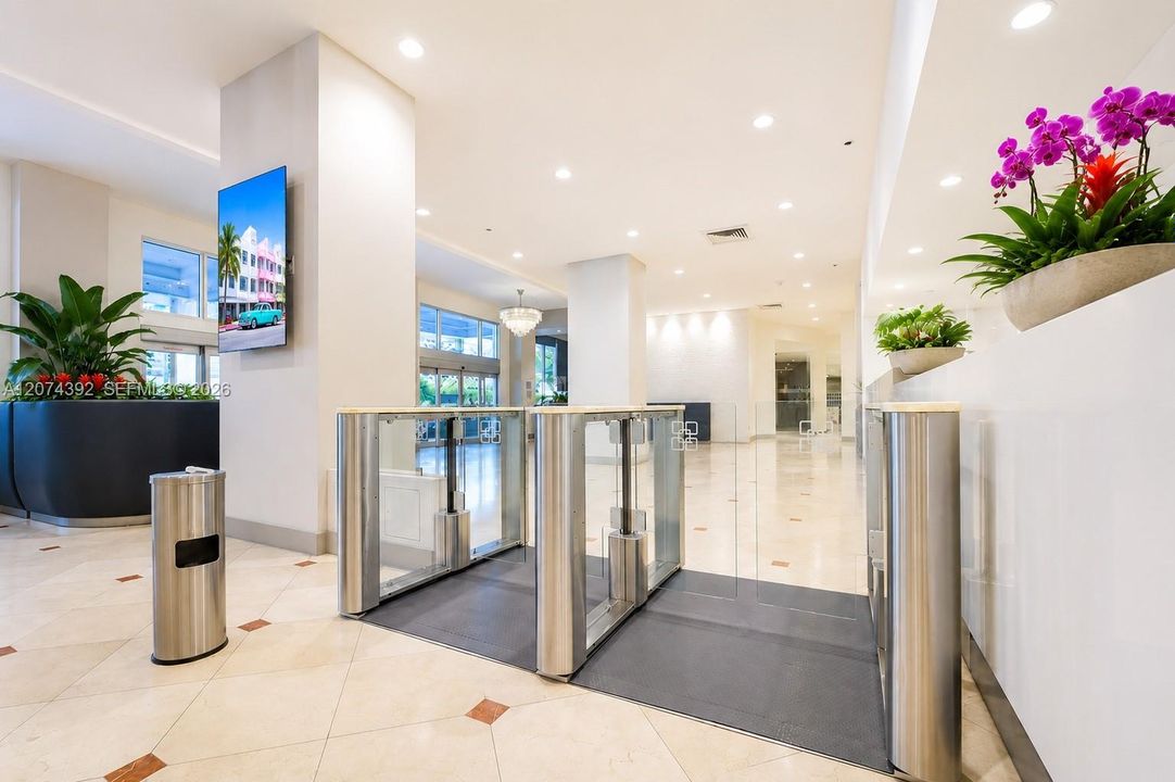 En Venta: $385,000 (0 camas, 1 baños, 565 Pies cuadrados)