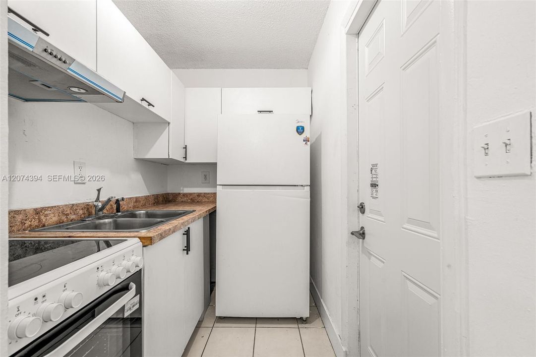 For Rent: $1,700 (2 beds, 1 baths, 0 Square Feet)