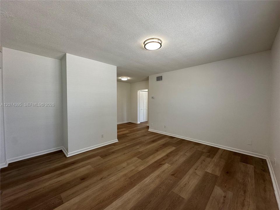 For Rent: $1,695 (1 beds, 1 baths, 0 Square Feet)