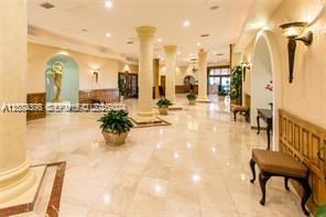 For Rent: $3,650 (1 beds, 1 baths, 896 Square Feet)