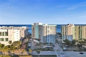 For Rent: $3,650 (1 beds, 1 baths, 896 Square Feet)