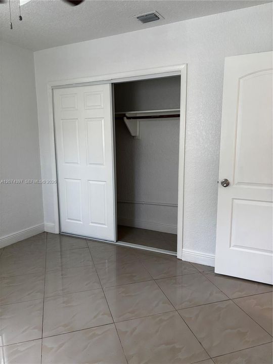 En Venta: $589,900 (0 camas, 0 baños, 1627 Pies cuadrados)