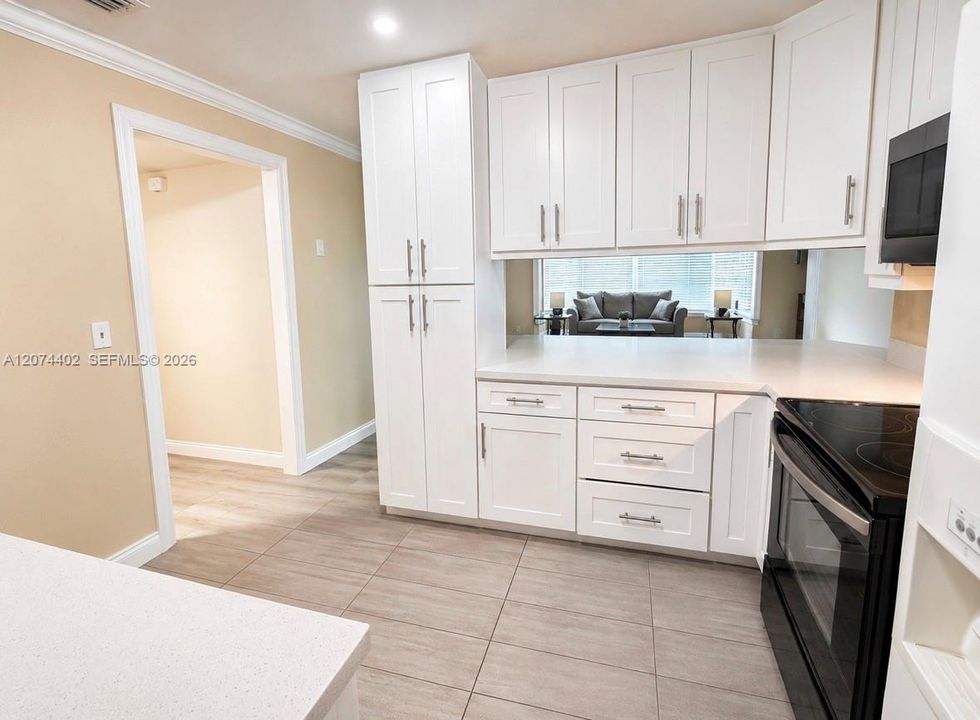 For Sale: $399,999 (3 beds, 2 baths, 1413 Square Feet)