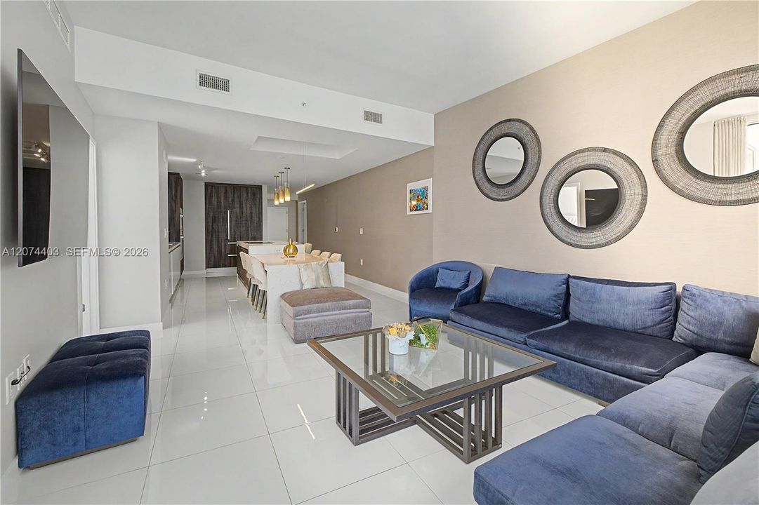 For Rent: $12,800 (3 beds, 4 baths, 2204 Square Feet)