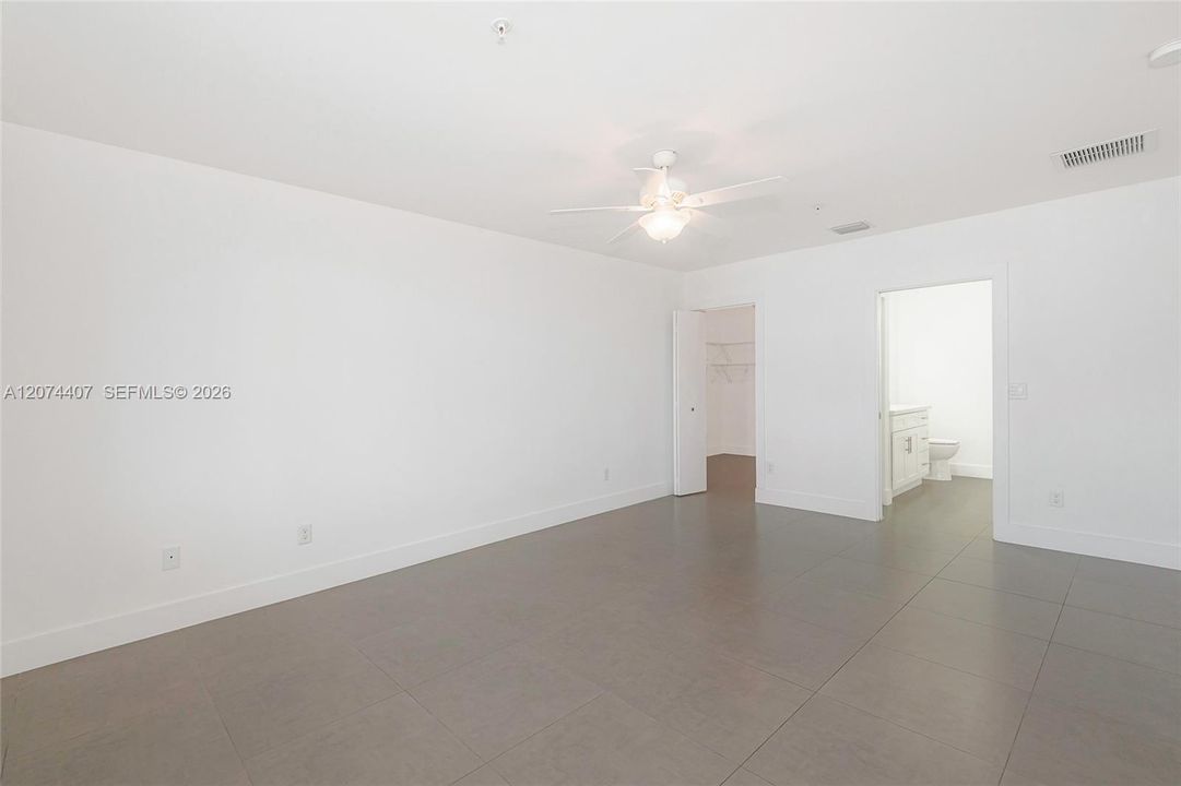 For Sale: $425,000 (3 beds, 2 baths, 1306 Square Feet)