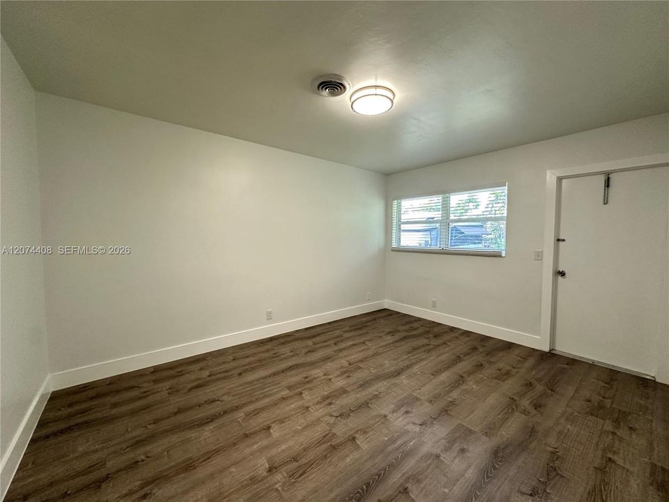 For Rent: $1,695 (1 beds, 1 baths, 0 Square Feet)