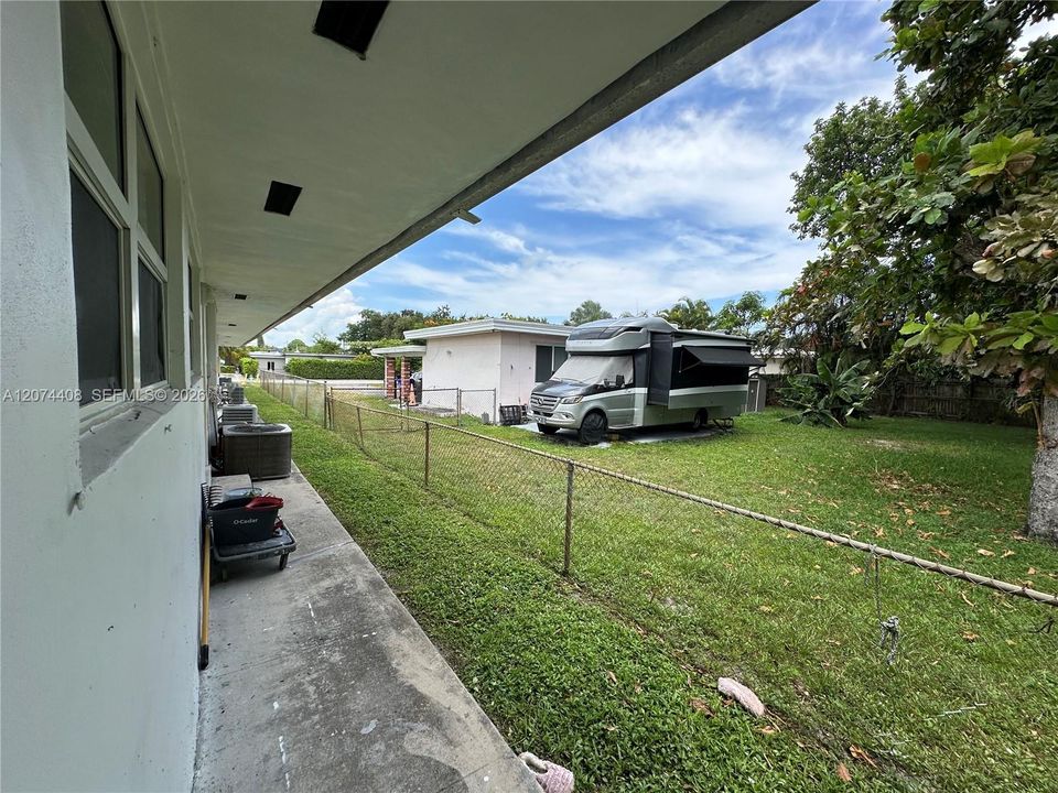For Rent: $1,695 (1 beds, 1 baths, 0 Square Feet)