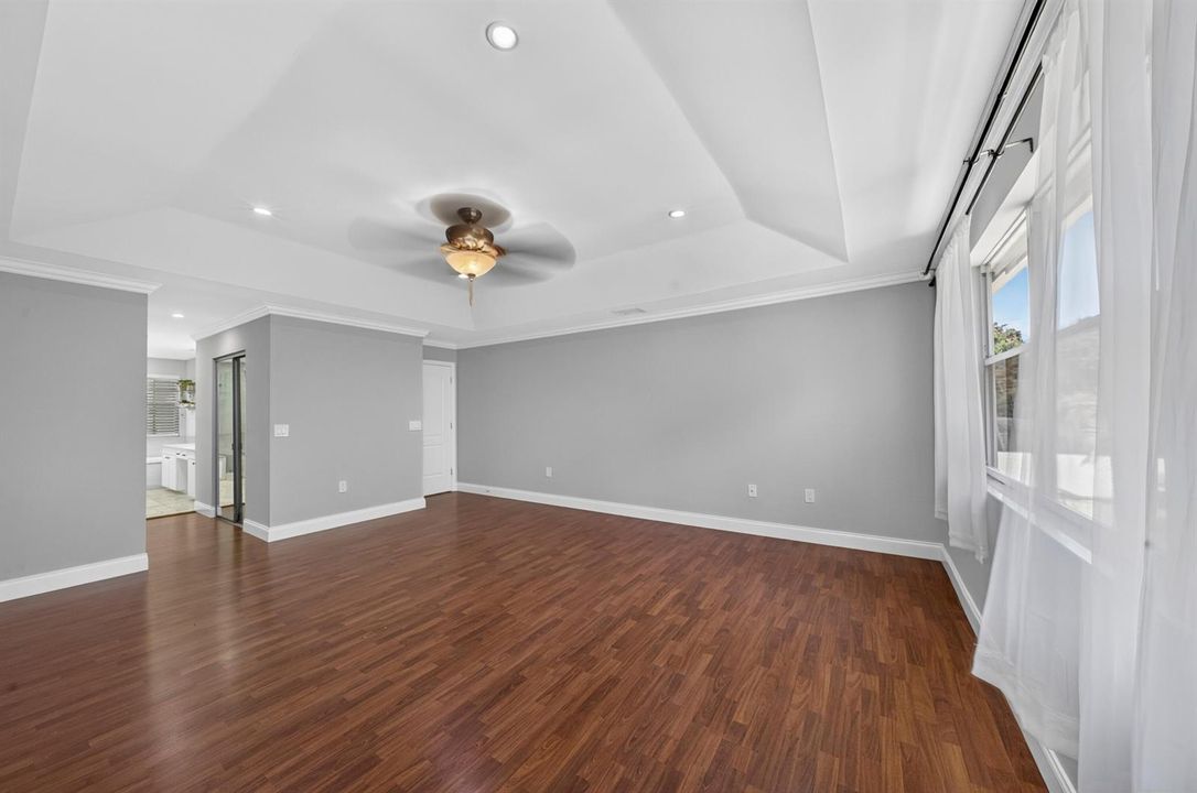 034-028-Primary Bedroom-4000x2654
