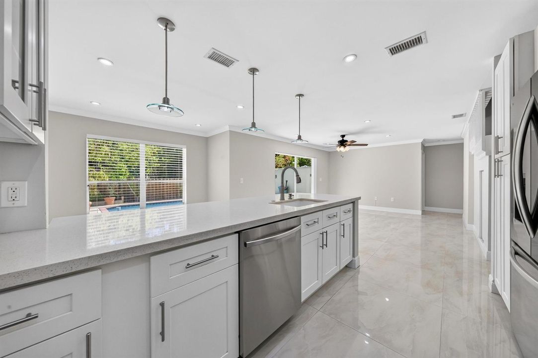 019-017-Kitchen-4000x2662