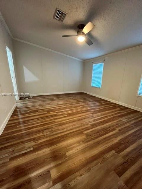 For Rent: $2,650 (3 beds, 2 baths, 1456 Square Feet)