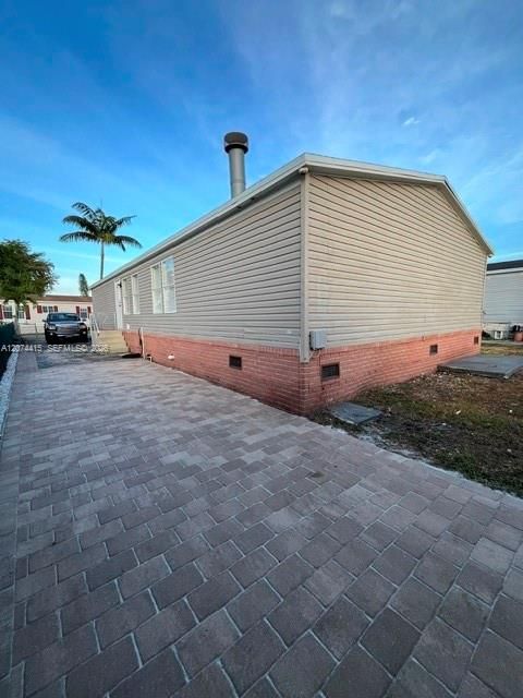 For Rent: $2,650 (3 beds, 2 baths, 1456 Square Feet)