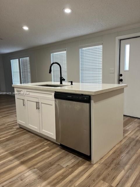 For Rent: $2,650 (3 beds, 2 baths, 1456 Square Feet)