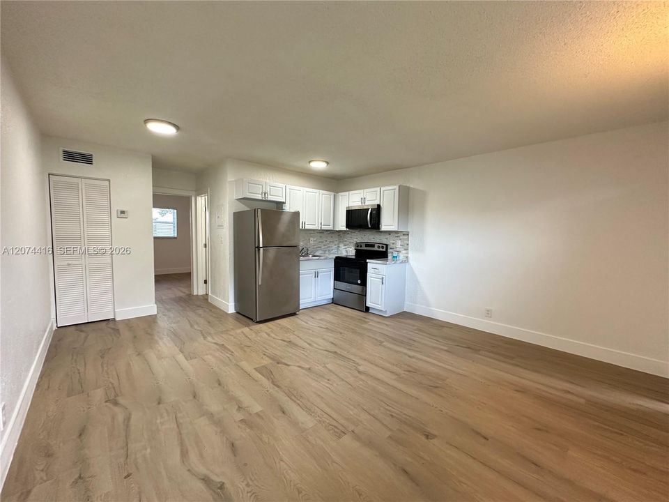 For Rent: $1,695 (1 beds, 1 baths, 0 Square Feet)