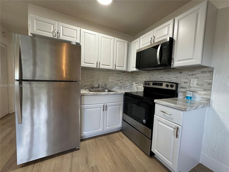 For Rent: $1,695 (1 beds, 1 baths, 0 Square Feet)