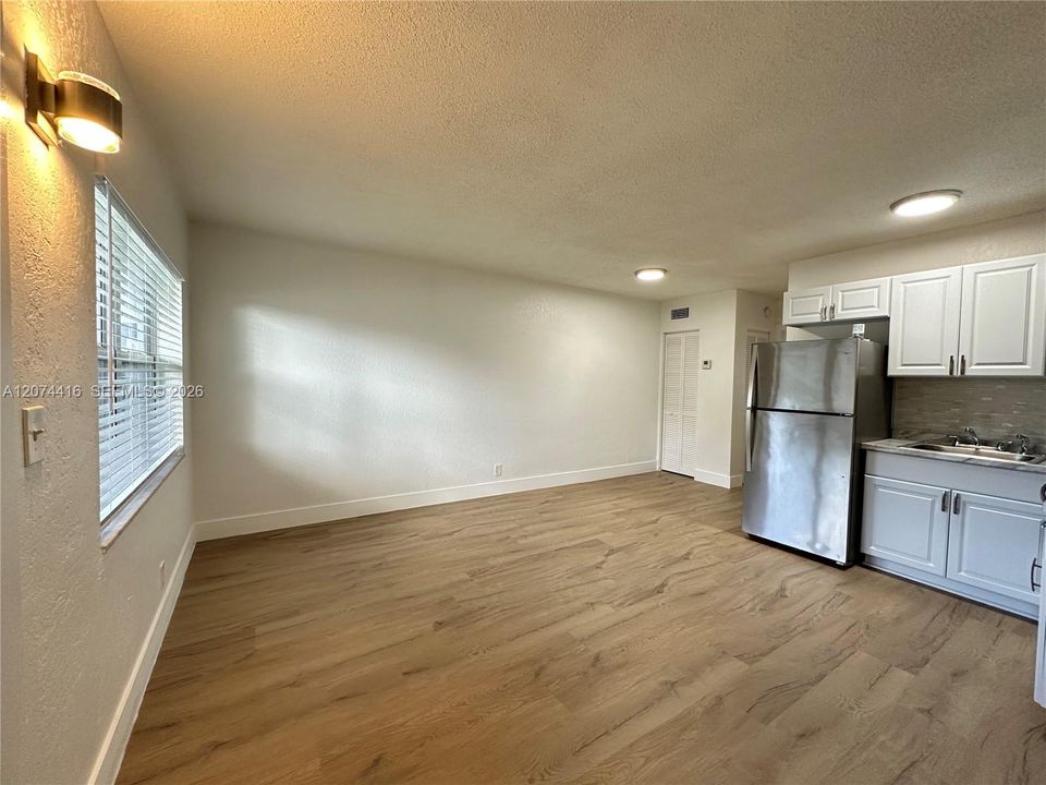 For Rent: $1,695 (1 beds, 1 baths, 0 Square Feet)