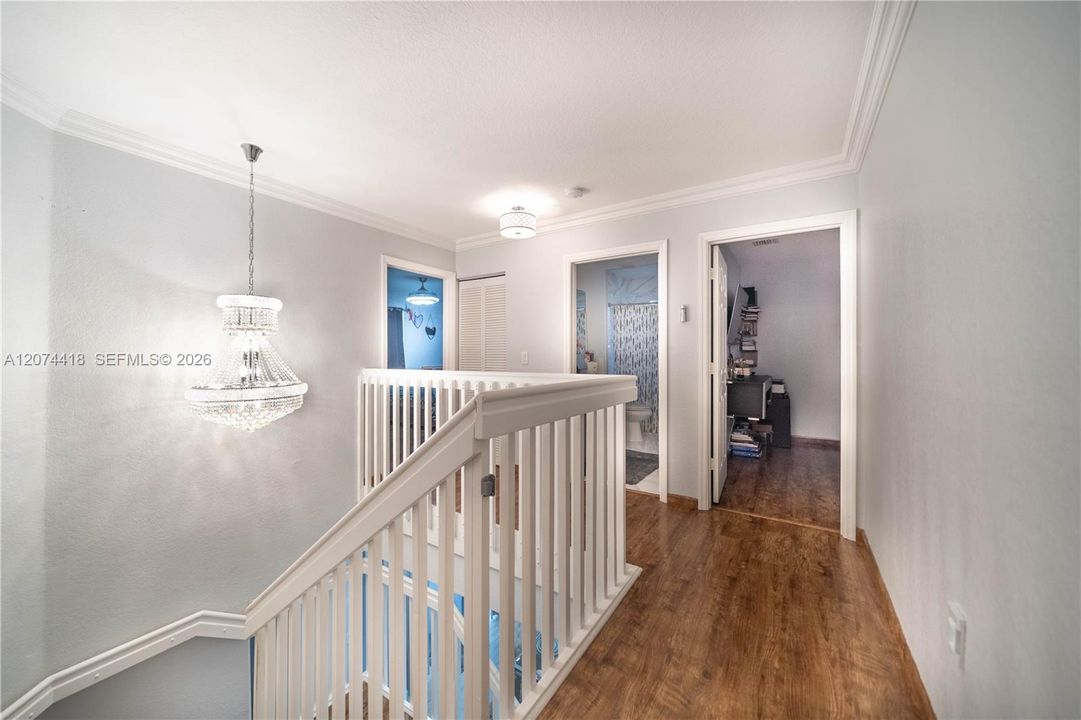 For Sale: $999,999 (6 beds, 4 baths, 3446 Square Feet)