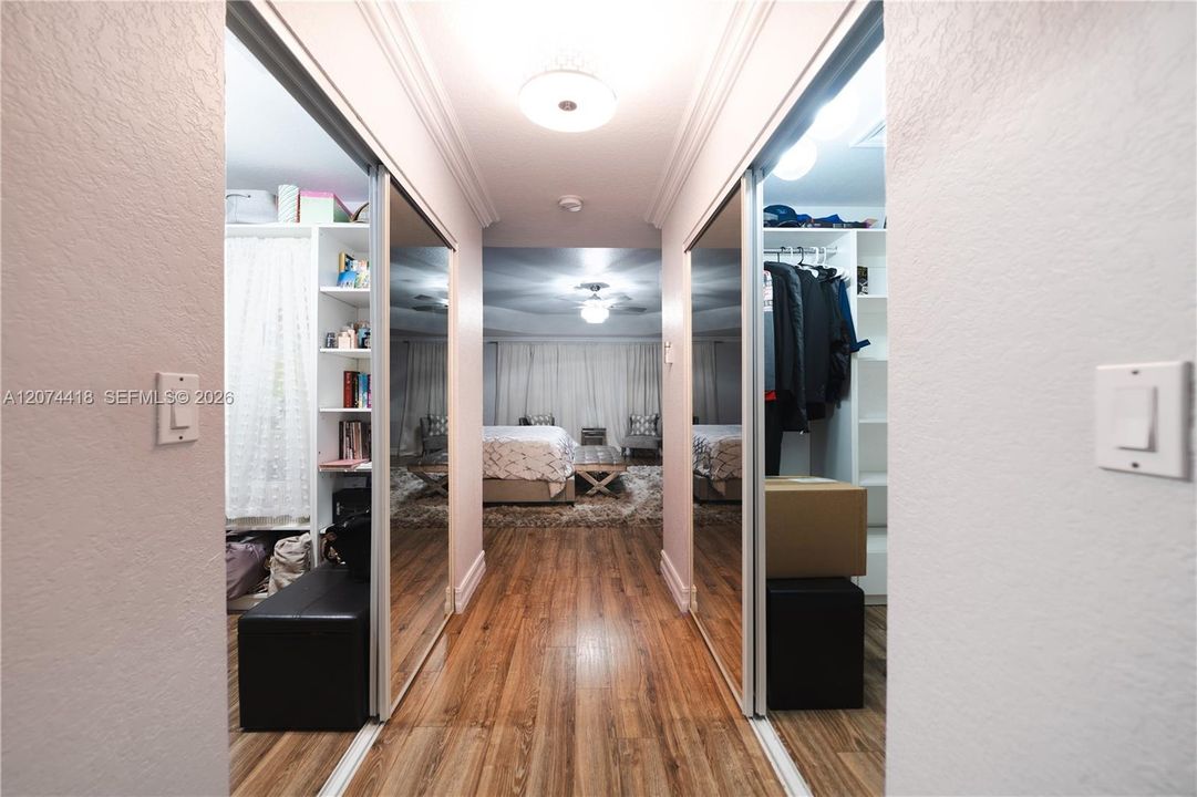 For Sale: $999,999 (6 beds, 4 baths, 3446 Square Feet)